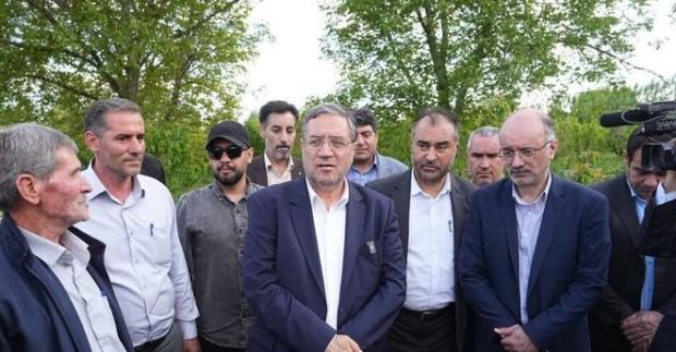 استاندار آذربایجان‌غربی گفت: هوشمند سازی آبیاری گامی برای دستیابی به کشاورزی پایدار بوده و تعمیم این الگو برای صیانت از منابع آبی حوضه آبریز دریاچه ارومیه ضروری است. 