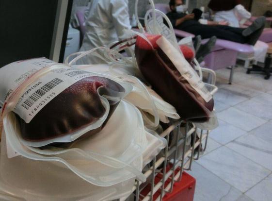 مدیرکل انتقال خون کردستان گفت: سال گذشته ۴۰ هزار نفر به مراکز انتقال خون استان مراجعه کردند که ۳۵ هزار نفر آنان موفق به اهدای خون شدند.