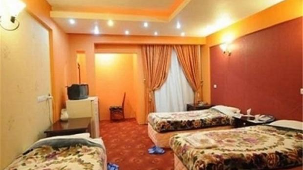 نائب رئیس اتحادیه هتلداران استان کرمانشاه گفت : پیش‌بینی می‌کنیم حداقل ۷۰ تا ۸۰ درصد ظرفیت مراکز اقامتی طی ایام نوروز تکمیل شود.