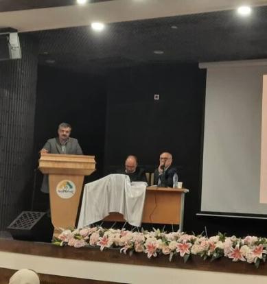 رئیس مرکز تحقیقات کشاورزی آذربایجان شرقی گفت: نجات دریاچه ارومیه از بحران کم‌آبی بدون تغییر رویکرد در مصرف آب و بازنگری در ترکیب محصولات زراعی ممکن نیست. 