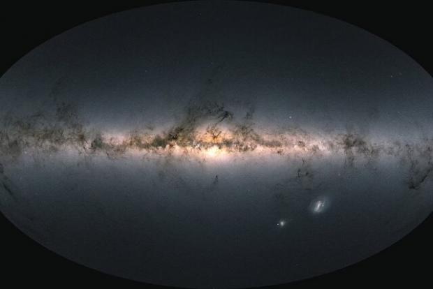 دانشمندان از کشف اینکه کهکشان ما یک پنجم وزنی که قبلا تصور می‌شد را داراست متعجب شده‌اند و گمان می‌کنند که این کهکشان مقداری ماده تاریک از دست داده است.