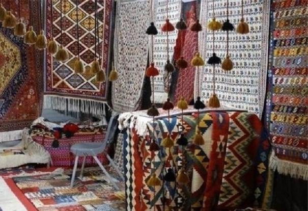 نمایش ۲۵۰ اثر در نمایشگاه صنایع‌دستی در خوی