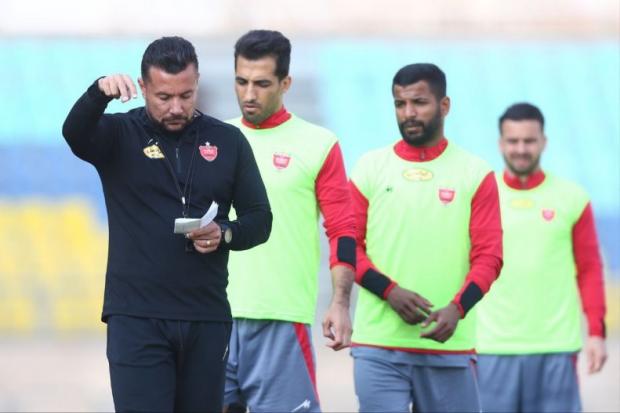 دەوری ئافرەتان لە فستیڤالی شانۆی زاب و دەستەبەر کردنی پلەی یەکەمی فستیڤال لە لایان شانۆکاری پیرانشاری، زەهرا فاڕووقی.